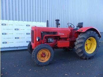 Farm tractor Hanomag Robust 800: picture 1