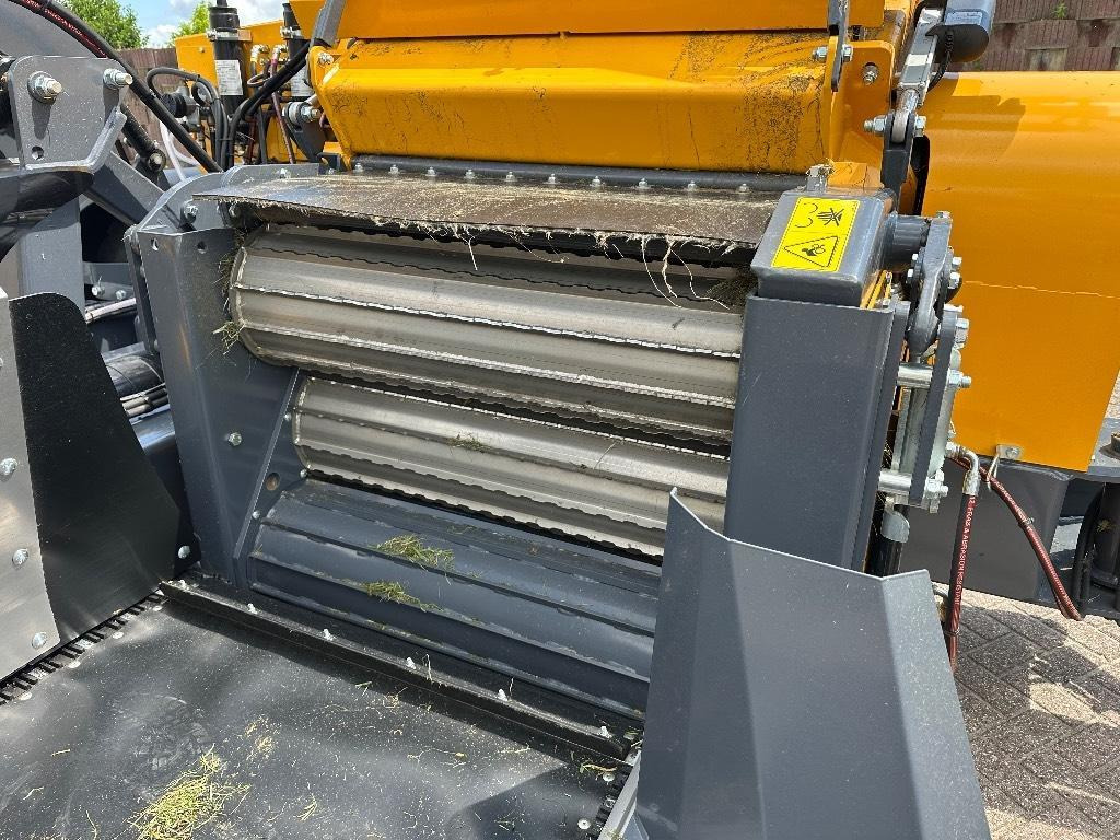 Harvester Elho Cobra 7710T getrokken hakselaar grashakselaar