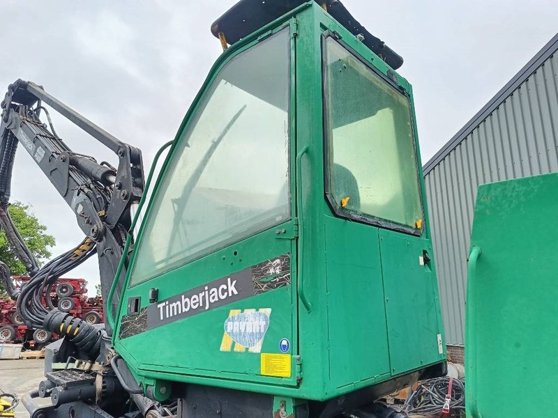 Harvester Timberjack 1270D harvester delimber bomenrooier 2004 CE airco
