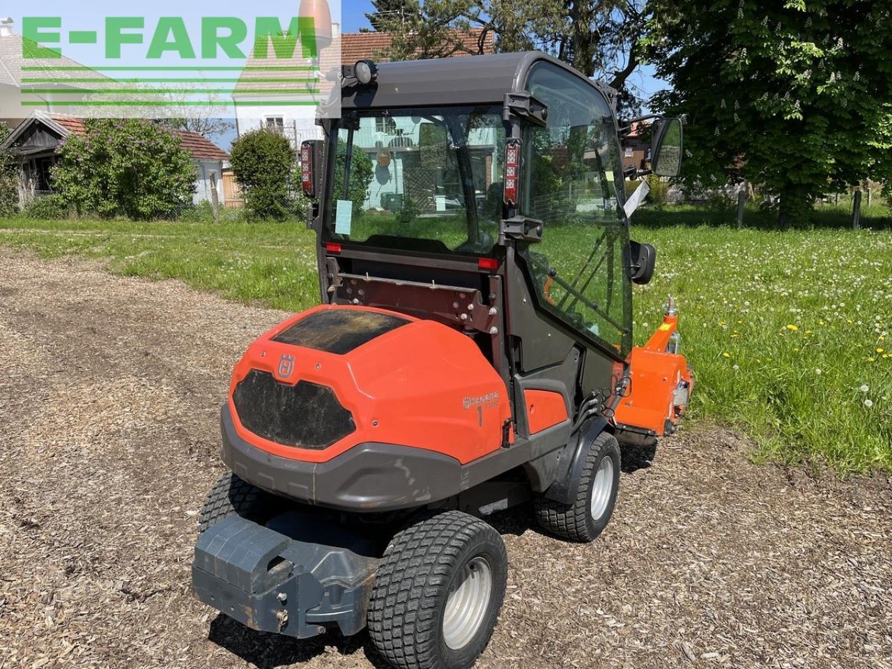 Farm tractor Husqvarna p525 d mit kabine und schleglmäher: picture 6