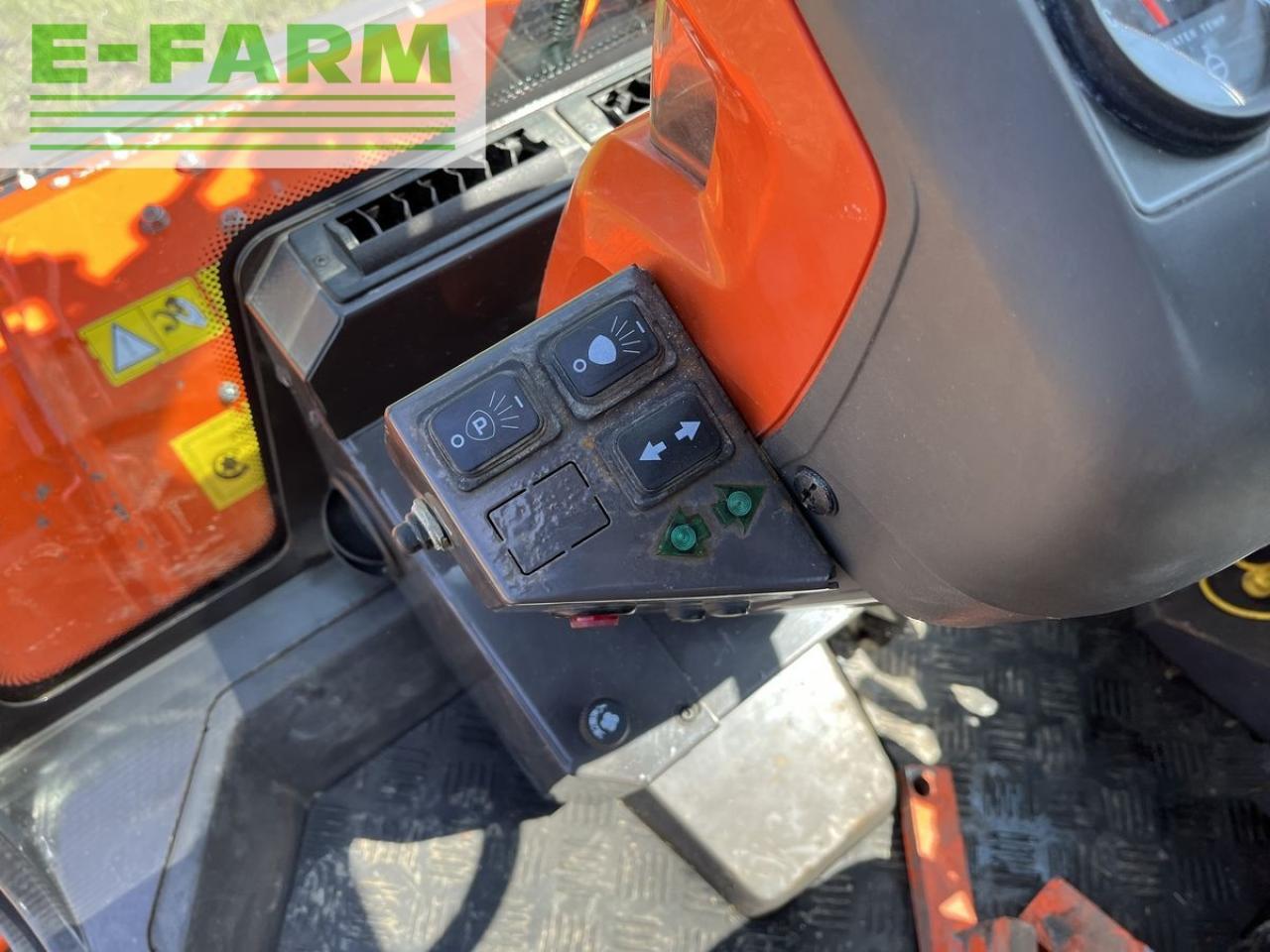 Farm tractor Husqvarna p525 d mit kabine und schleglmäher: picture 17