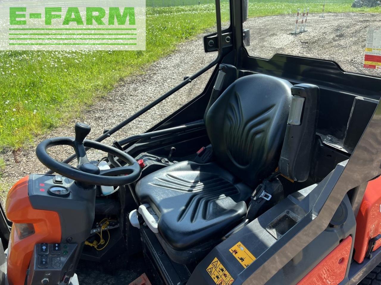 Farm tractor Husqvarna p525 d mit kabine und schleglmäher: picture 14