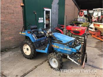 Compact tractor Iseki 140: picture 1