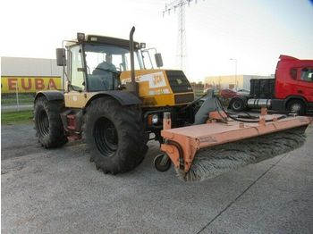 Farm tractor JCB 155 T 65 4x4 Fastrac, Schneeschiebeschild+Besen: picture 1