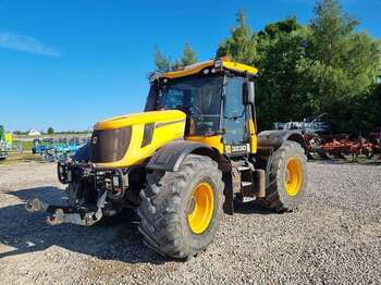 Farm tractor JCB 3230: picture 1