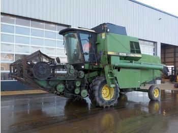 Farm tractor John Deere 1075: picture 1