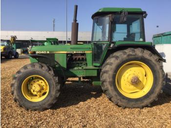 Farm tractor John Deere 4040 S: picture 1
