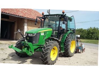 Farm tractor John Deere 5090M: picture 1