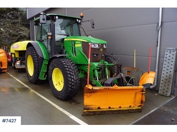 Farm tractor John Deere 6110MC med plog: picture 1