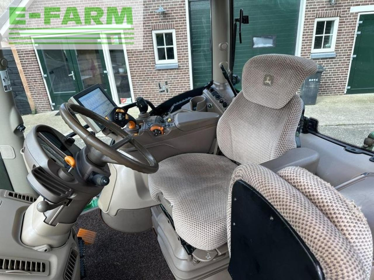 Farm tractor John Deere 6130r commandpro at-ready: picture 18