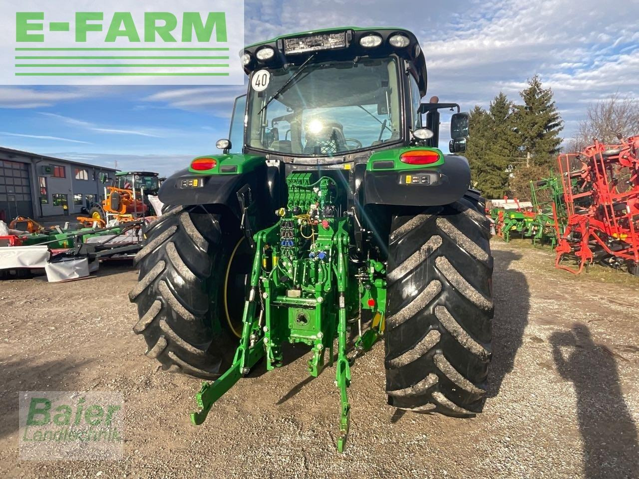Farm tractor John Deere 6175 r: picture 4