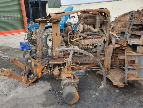 Farm tractor John Deere 6215r Engine, Transmission, Front, Back Axle Pto, Hydraulic, Parts: picture 2