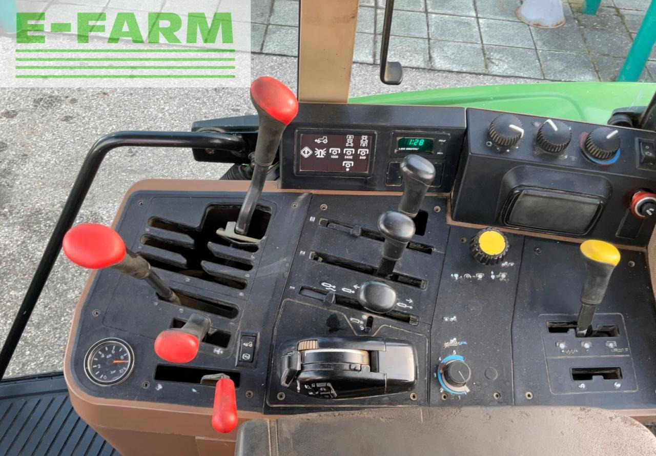 Farm tractor John Deere 6800: picture 22