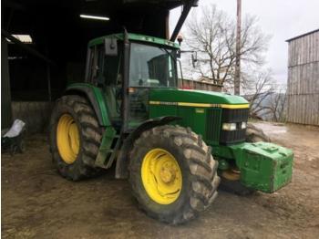 Farm tractor John Deere 6810: picture 1