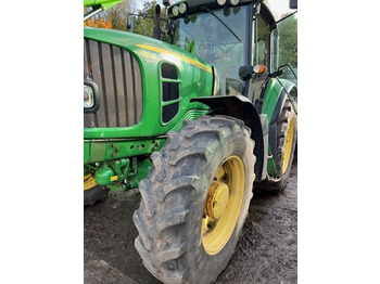 John Deere 6830 Premium - Farm tractor: picture 1