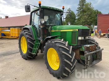 Farm tractor John Deere 6910 1998: picture 1