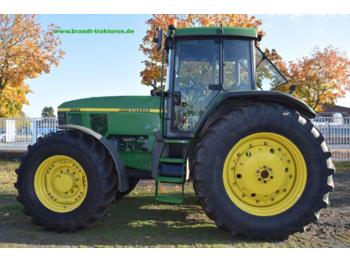 Farm tractor John Deere 7710 PQ: picture 1