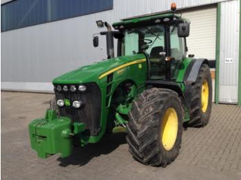 Farm tractor John Deere 8345r: picture 1