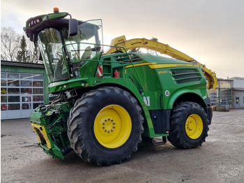 Forage harvester JOHN DEERE 8500