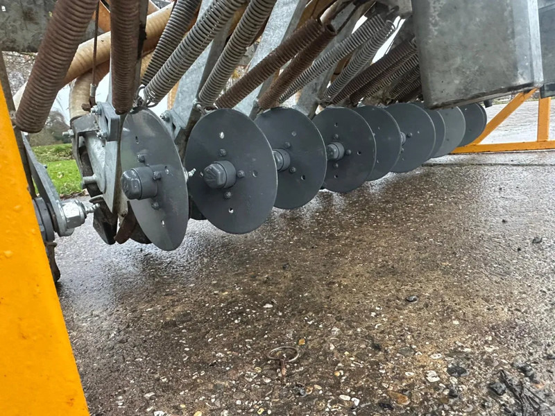 Agricultural machinery Joskin Mutli 6020/28 Multi action zodenbemester Bemester