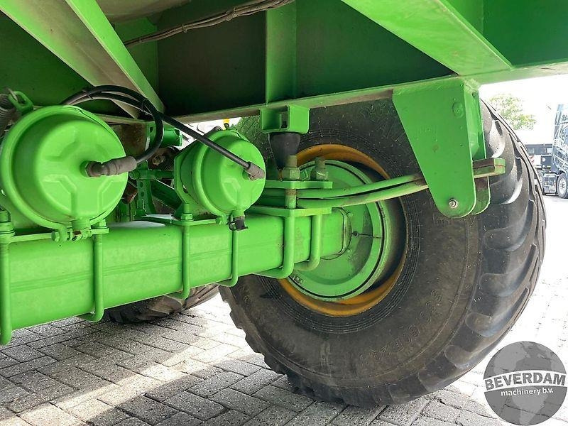 Agricultural machinery Joskin Tetraliner 23500T