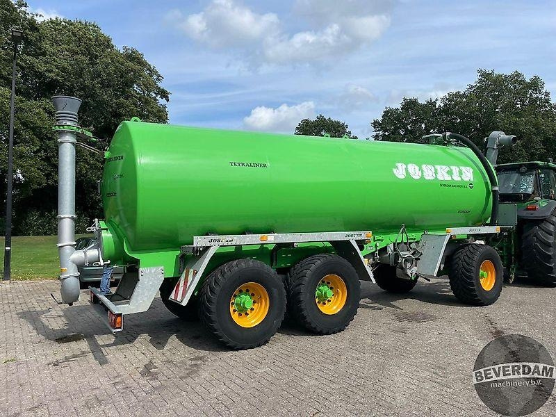 Agricultural machinery Joskin Tetraliner 23500T