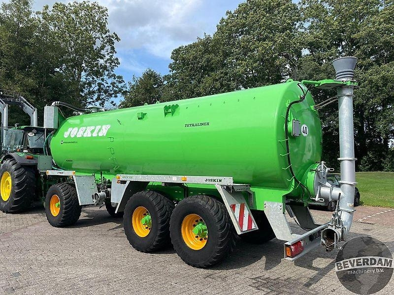 Agricultural machinery Joskin Tetraliner 23500T