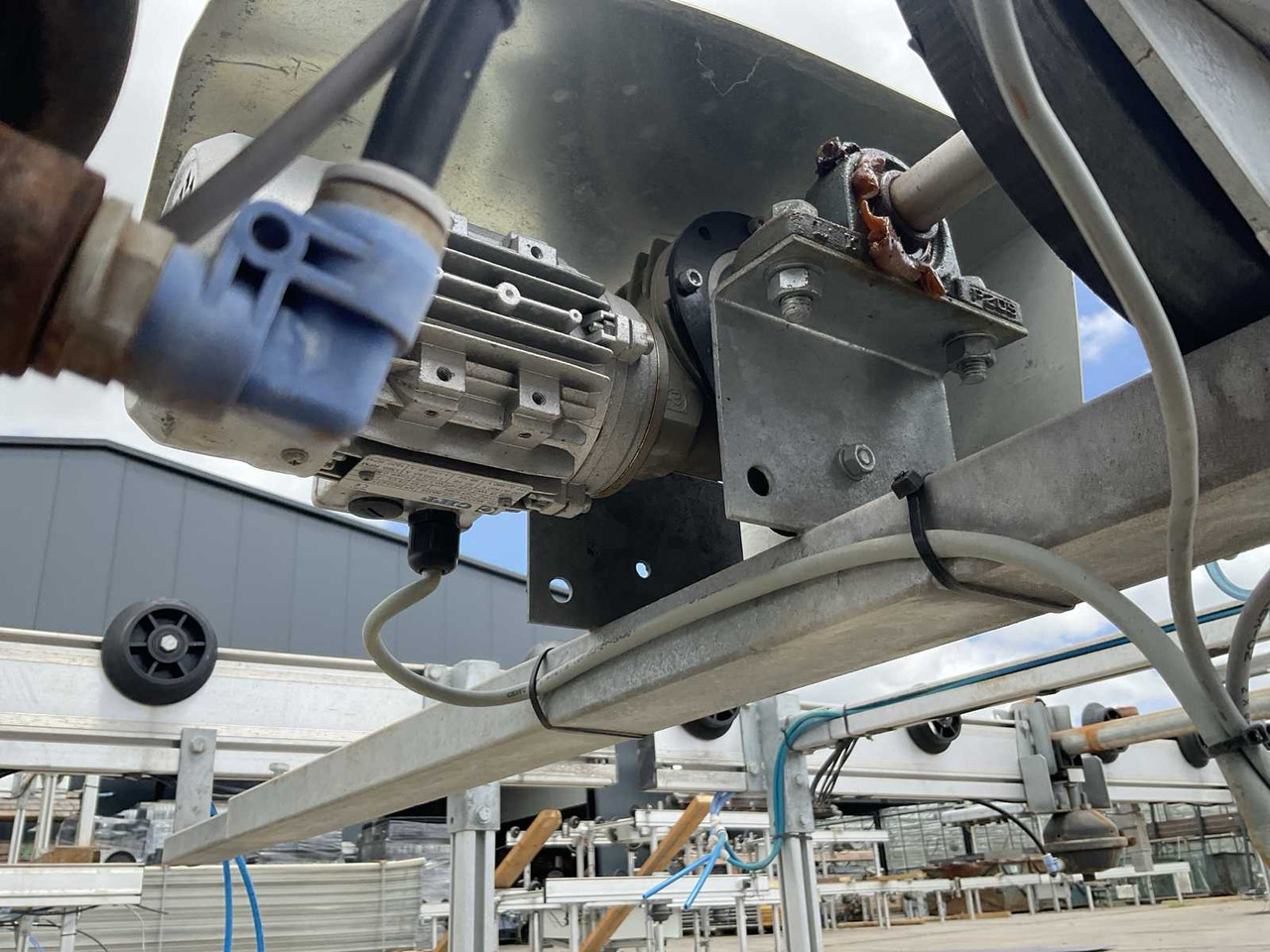 Agricultural machinery Kg systems