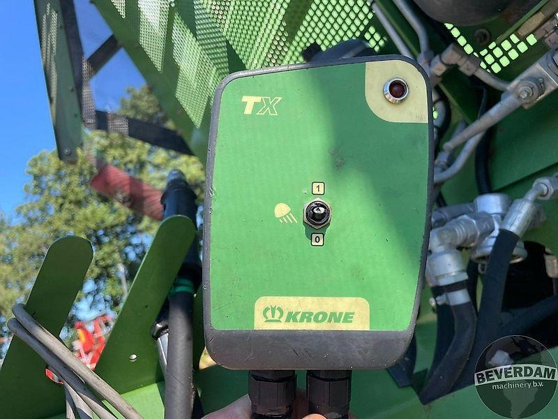 Agricultural machinery Krone TX 460