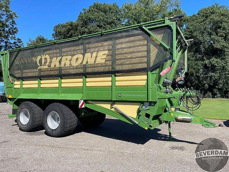 Agricultural machinery Krone TX 460