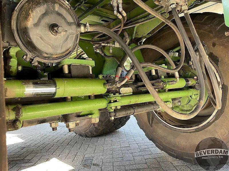 Agricultural machinery Krone TX 460