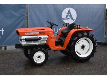 Compact tractor Kubota B1600DT: picture 1