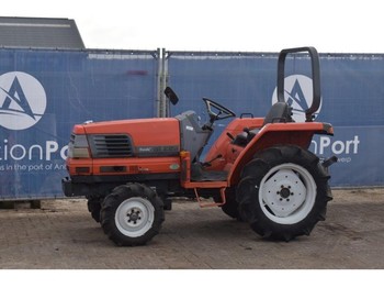 Straddle tractor Kubota Grandel GL220: picture 1