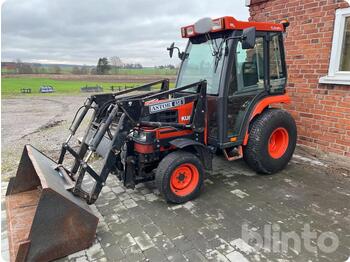 Compact tractor Kubota ST-30: picture 1