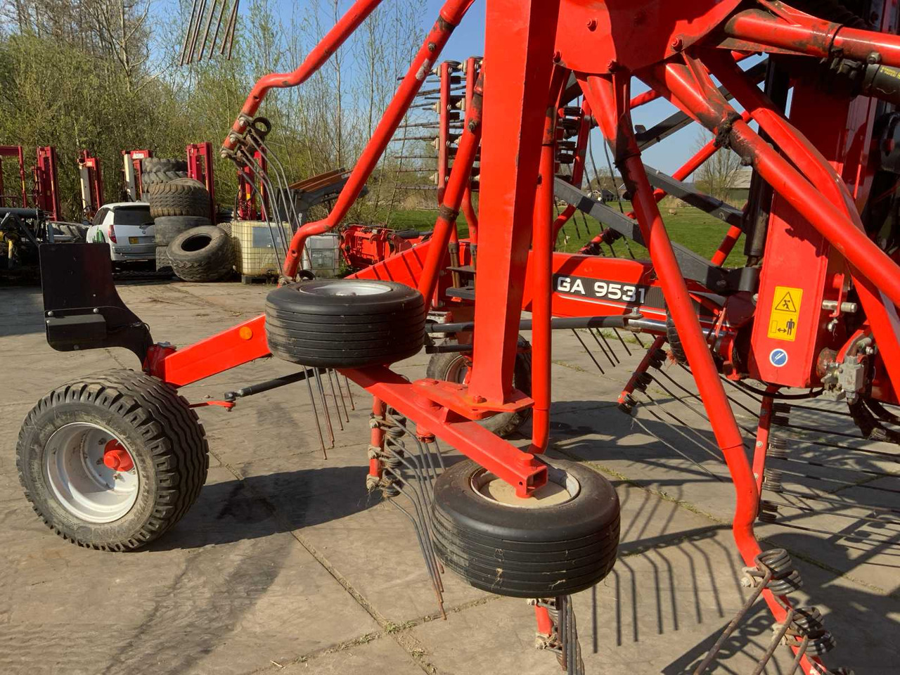 Agricultural machinery Kuhn GA9531
