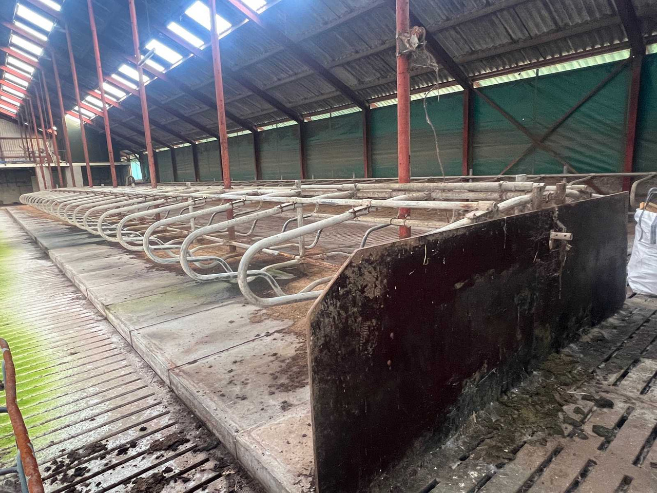 Livestock equipment Cubicle interior