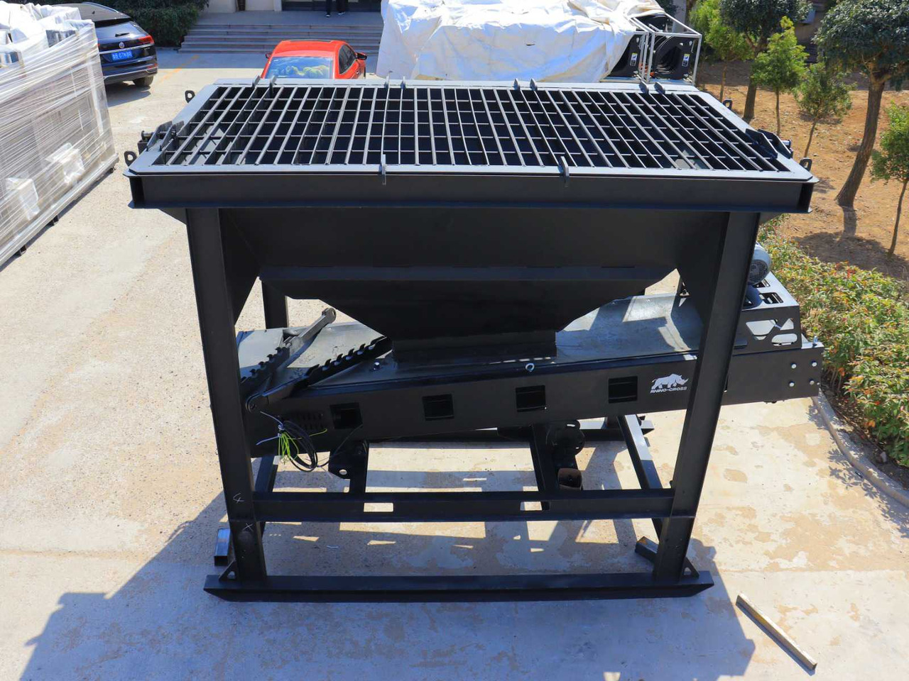 Livestock equipment VGT Doseerbak met transportband