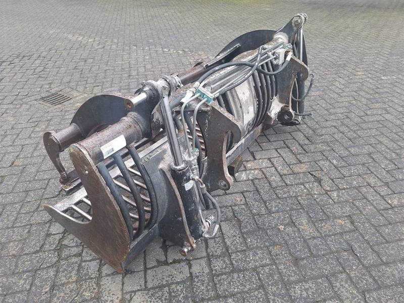 Livestock equipment Volvo BM L 30