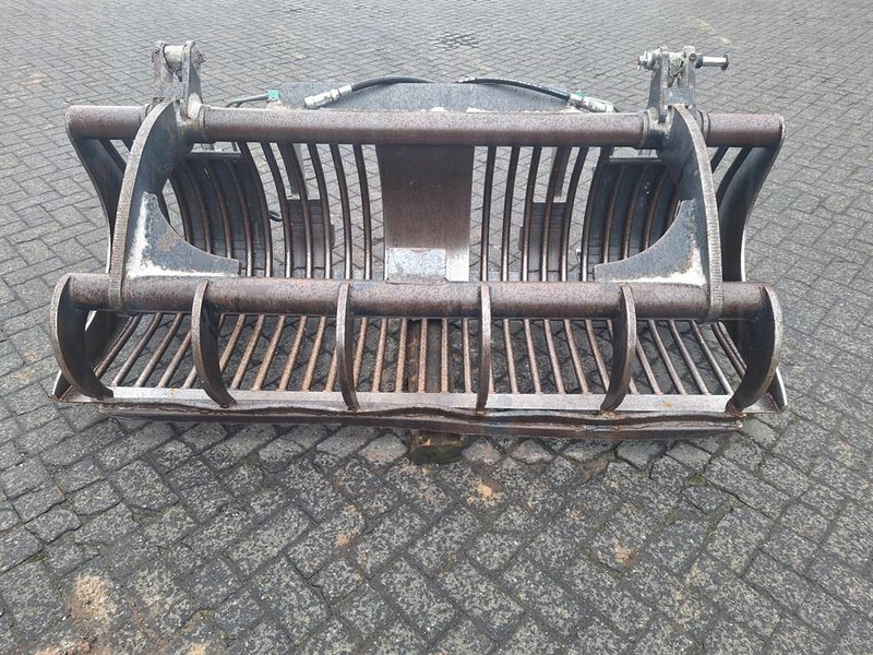 Livestock equipment Volvo BM L 30