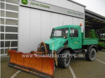 Farm tractor MB-Trac Unimog U130: picture 1