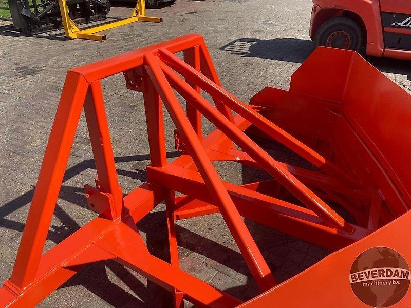 Agricultural machinery Maisschuif