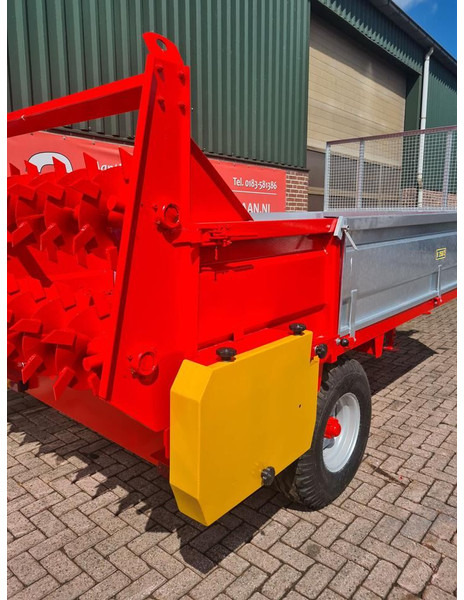 Manure spreader Meststrooier - Nieuw