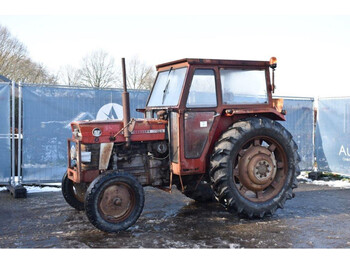 Farm tractor Massey Ferguson 158: picture 1