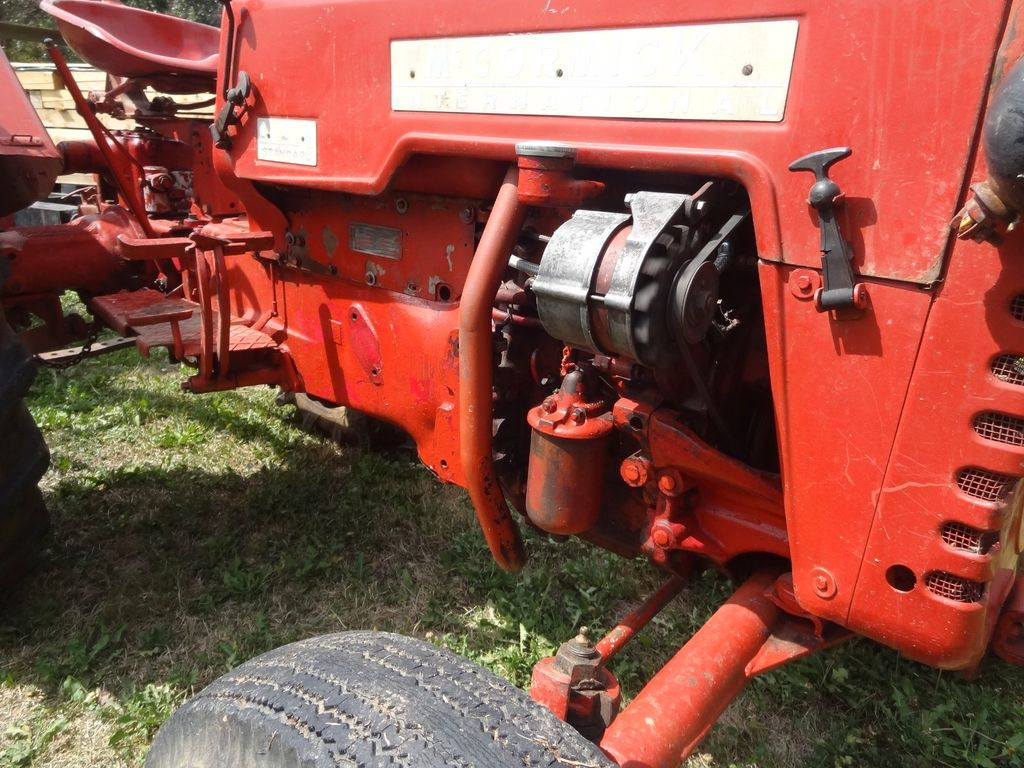 Farm tractor McCormick D 214 Tractor, 1959 oldtimer: picture 14