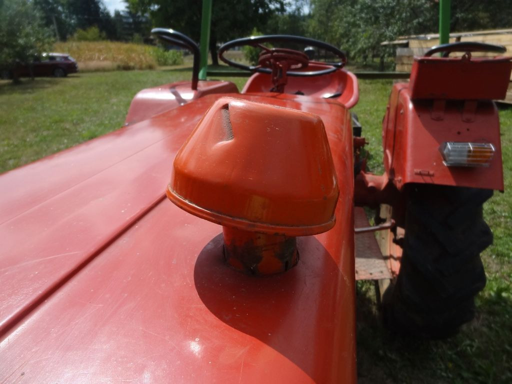 Farm tractor McCormick D 214 Tractor, 1959 oldtimer: picture 18
