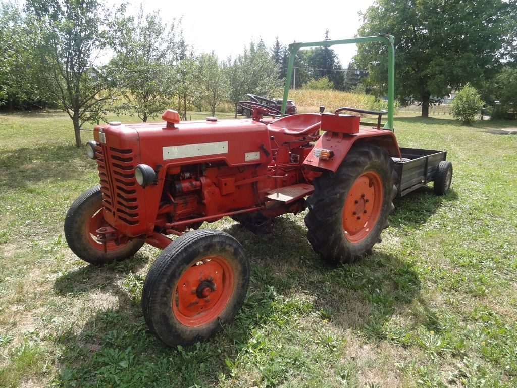 Farm tractor McCormick D 214 Tractor, 1959 oldtimer: picture 3