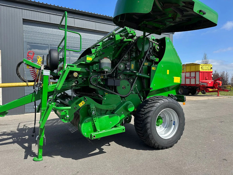 Agricultural machinery McHale F5600 plus