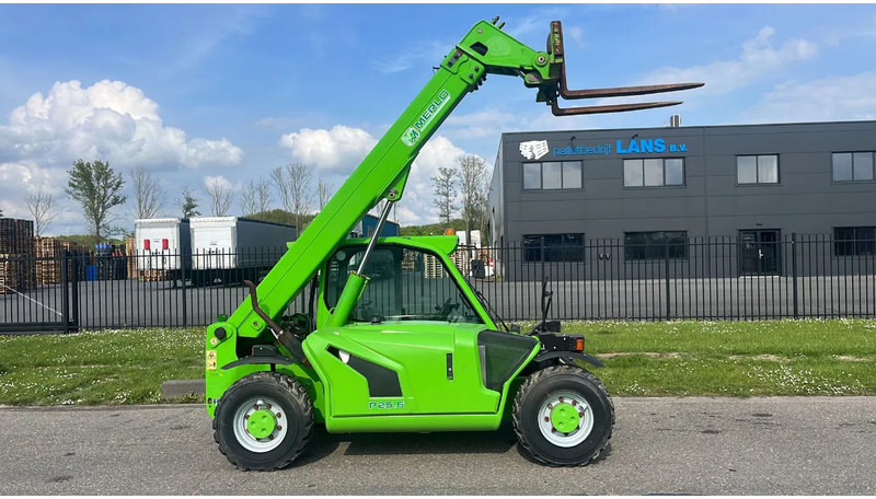 Agricultural machinery Merlo P25.6