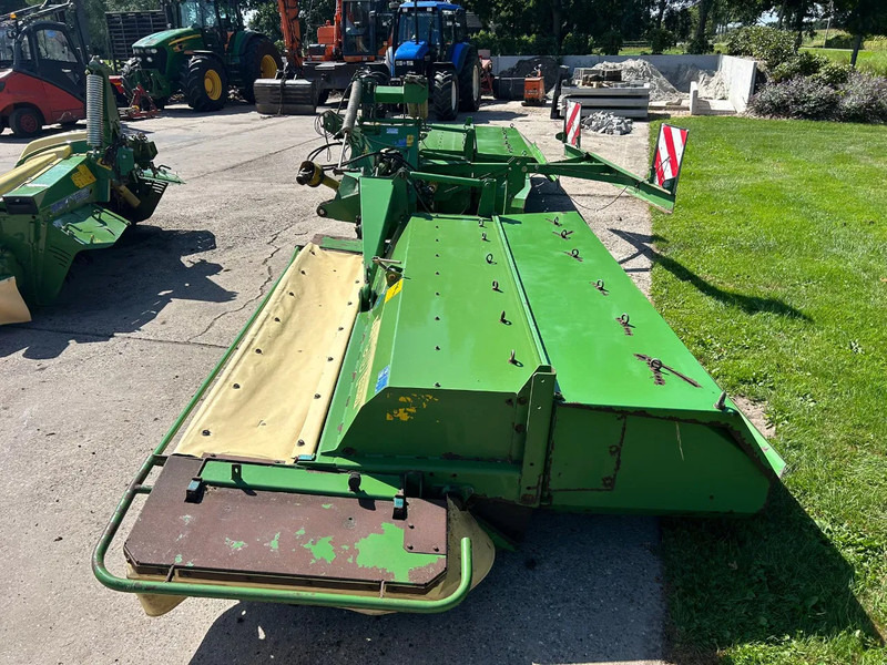 Mower Krone Easycut 9140 CV triple maaier