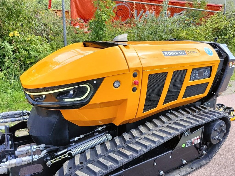 Mower McConnel Robocut RC56 robot remote maaier mower 1200kg